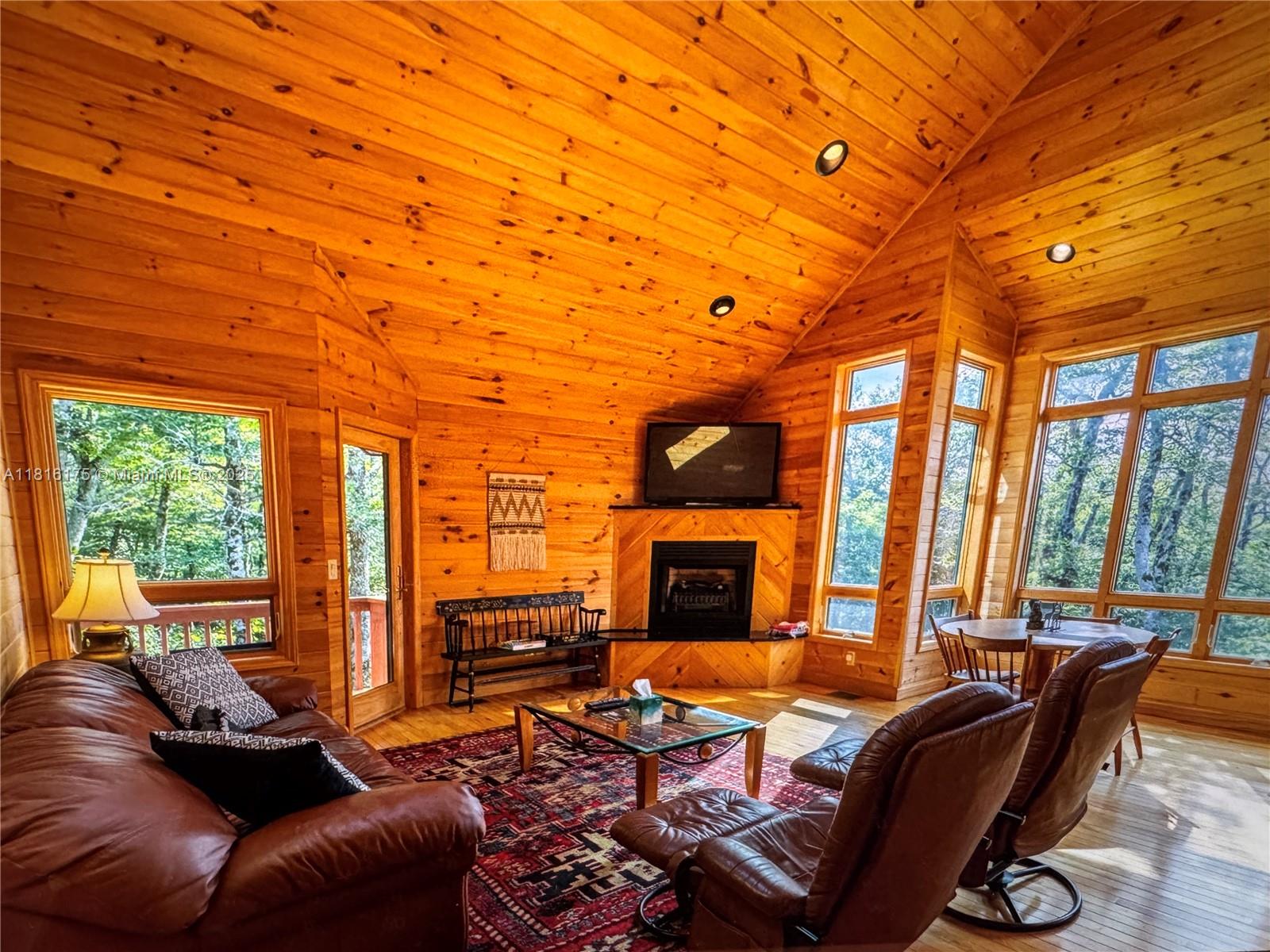 The Summit - Residential