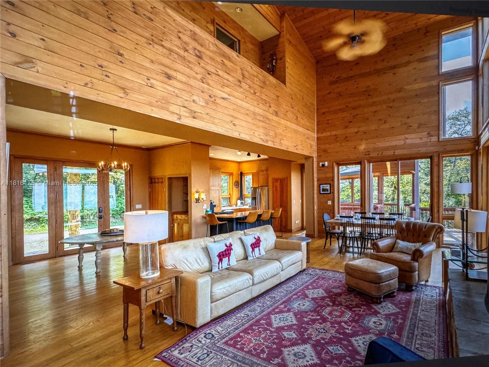 The Summit - Residential