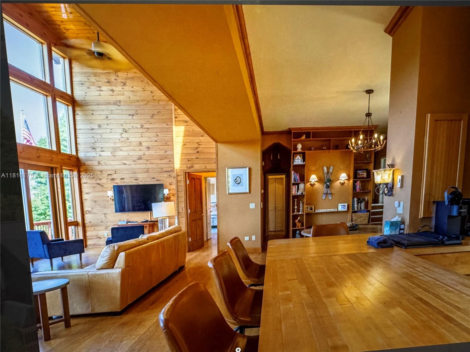 The Summit - Residential