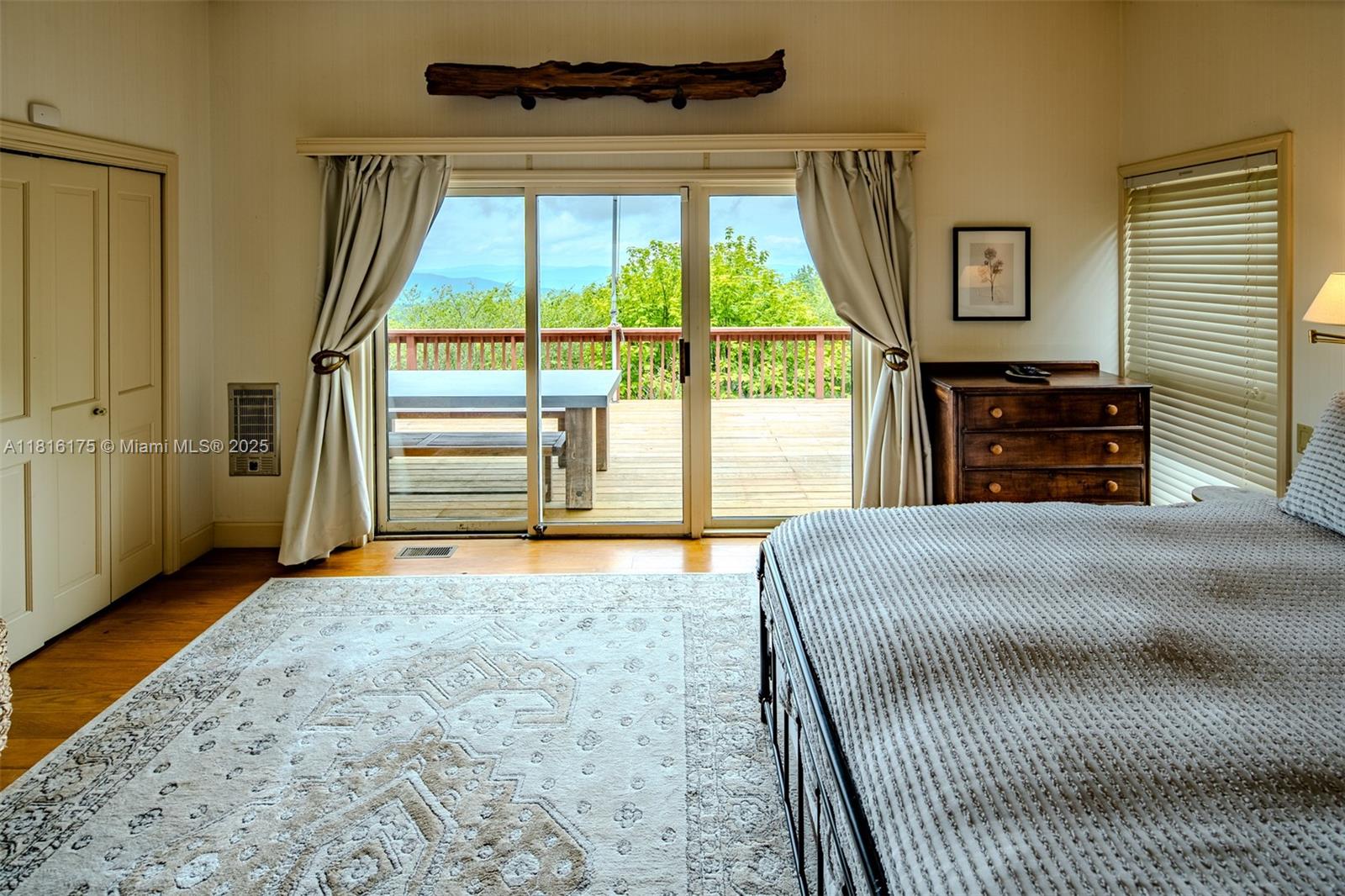 The Summit - Residential