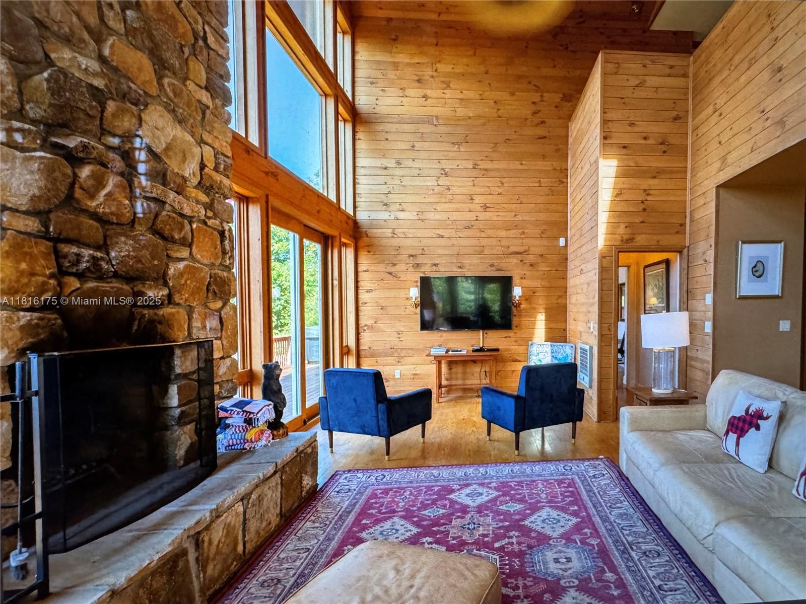 The Summit - Residential