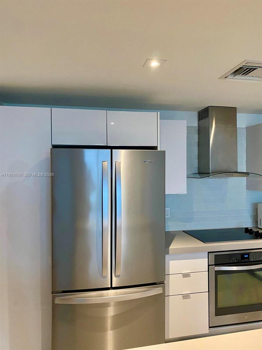 CANVAS CONDO - Residential