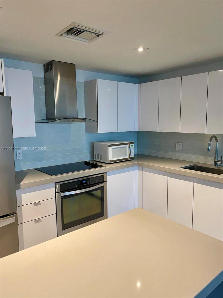 CANVAS CONDO - Residential