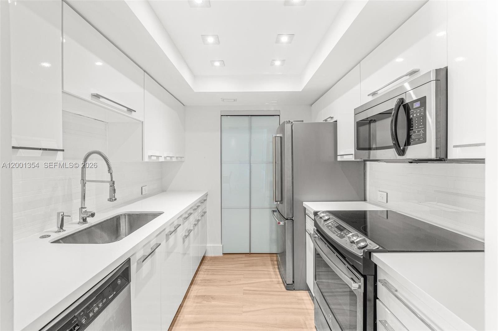 YACHT CLUB AT PORTOFINO C - Residential Lease