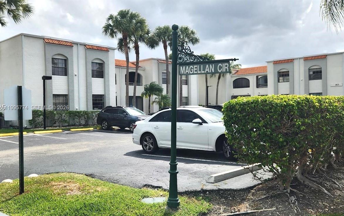 MARINER VILLAGE GARDEN - Residential