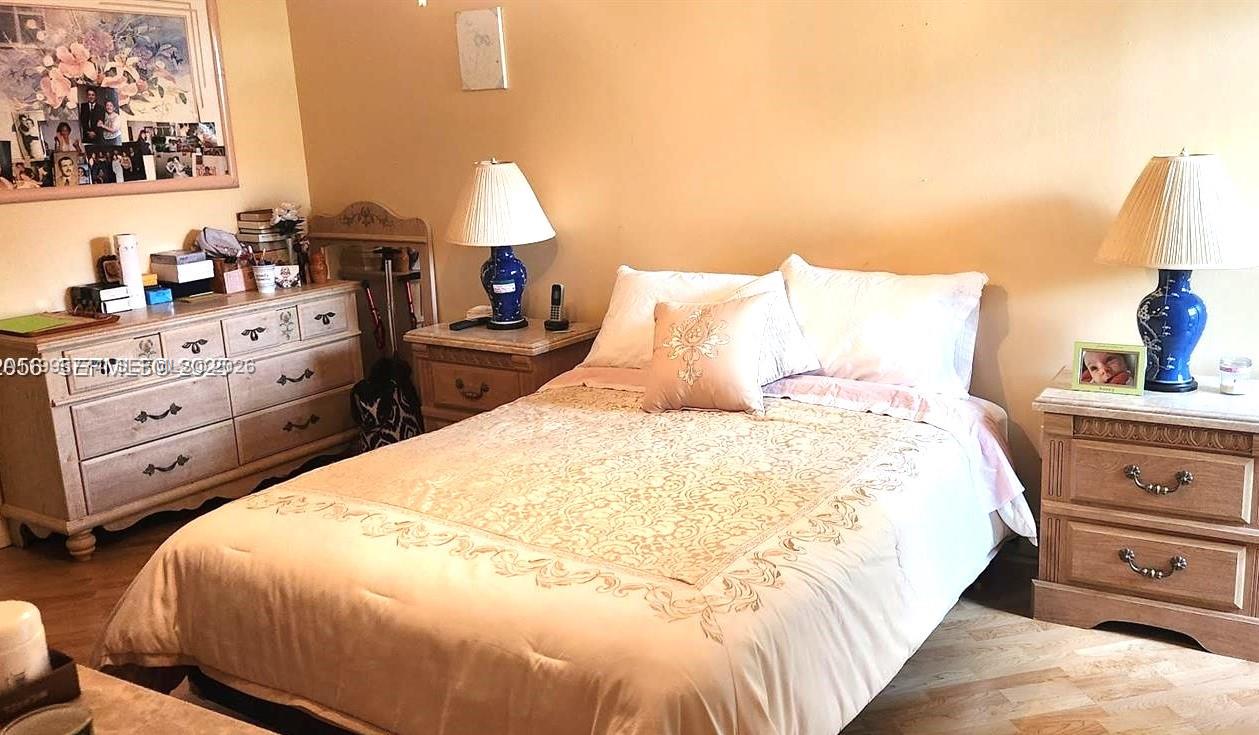 MARINER VILLAGE GARDEN - Residential