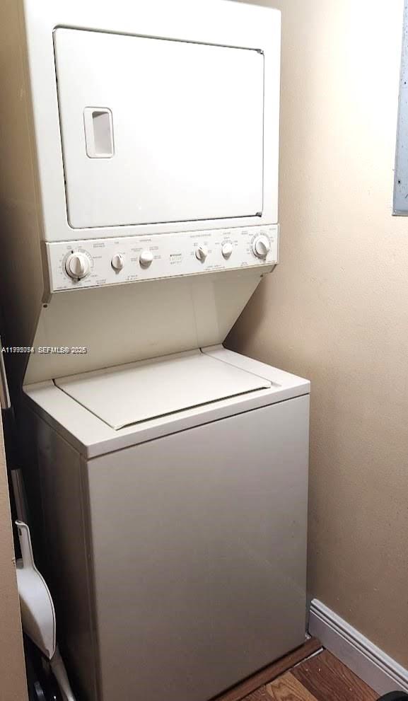 MARINER VILLAGE GARDEN - Residential