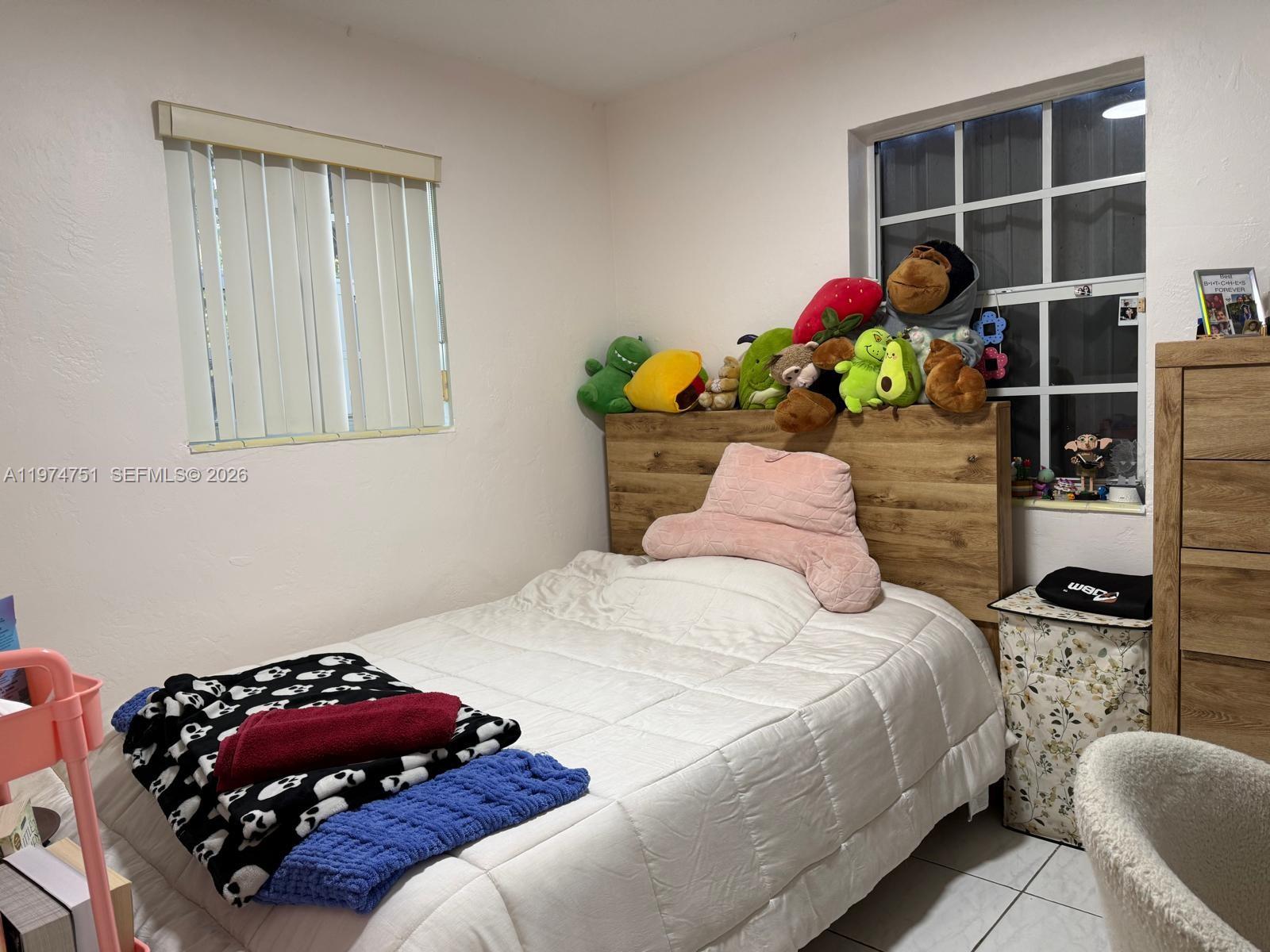 RICH HEIGHTS - Residential