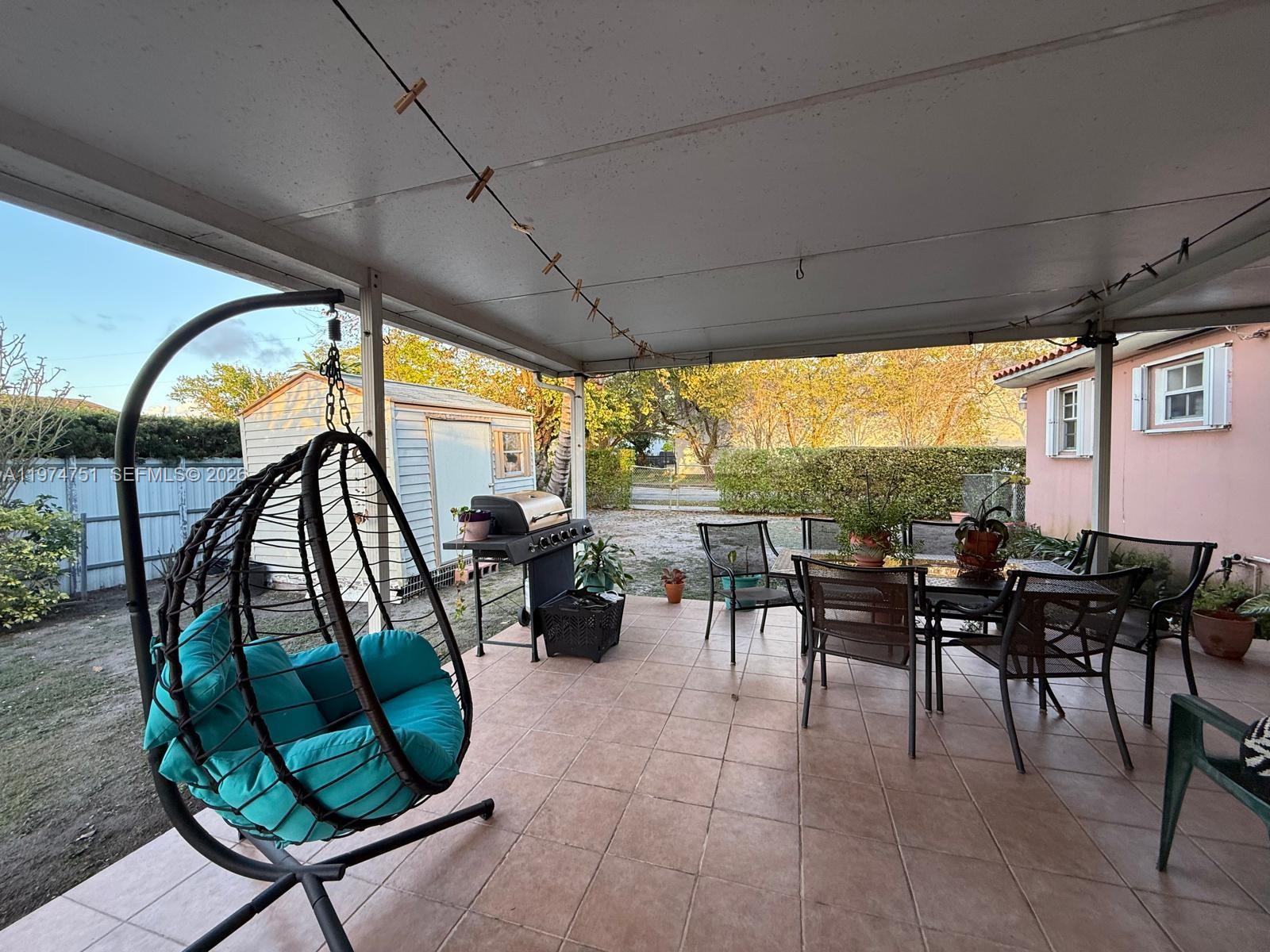 RICH HEIGHTS - Residential