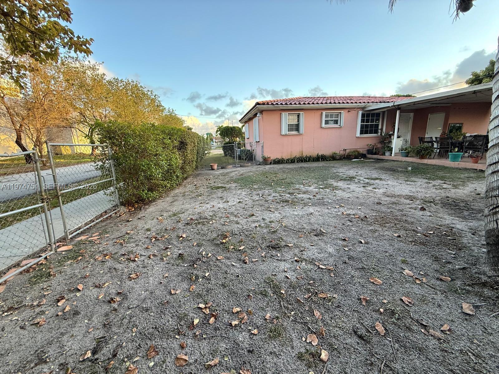 RICH HEIGHTS - Residential