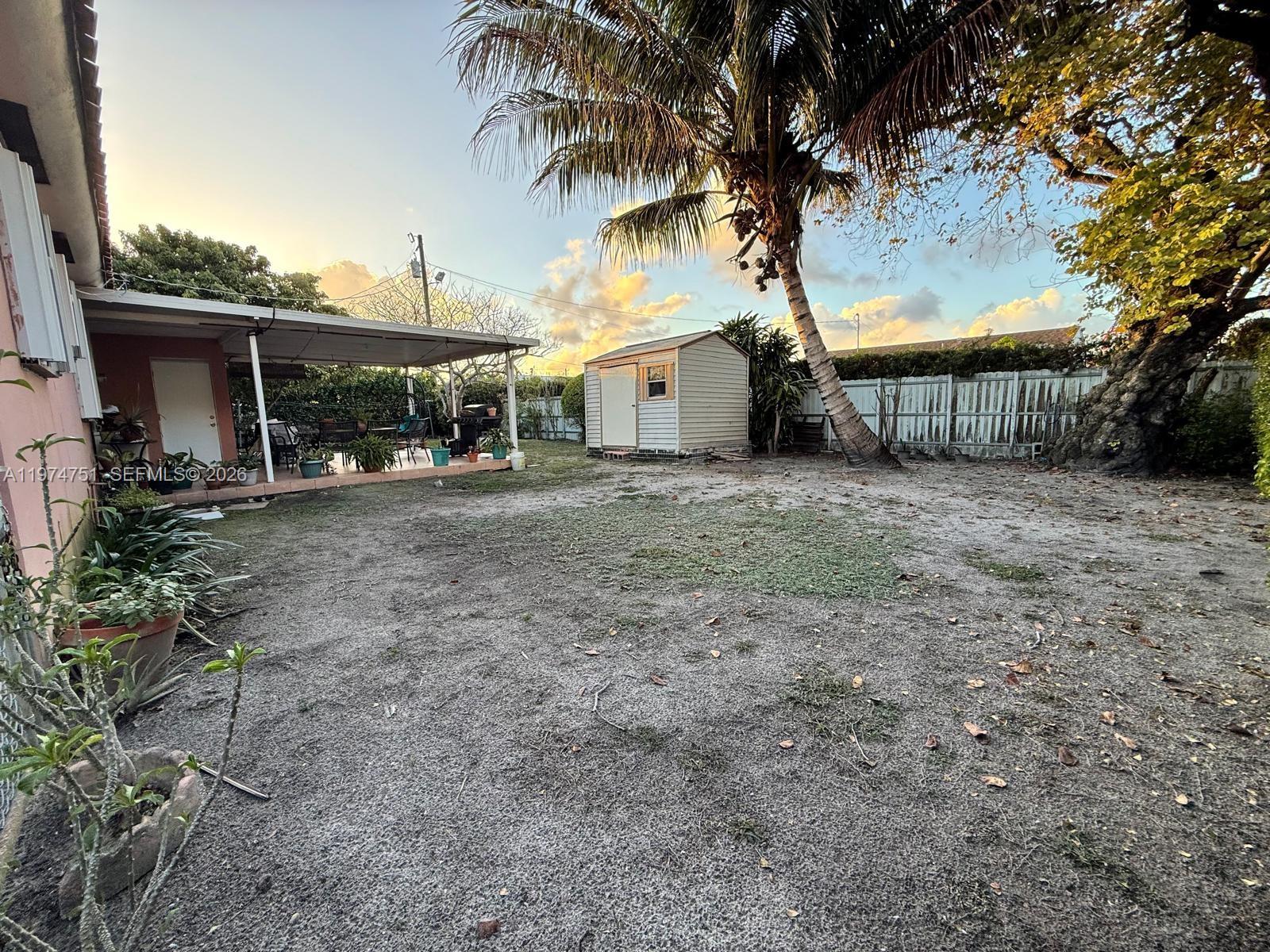 RICH HEIGHTS - Residential