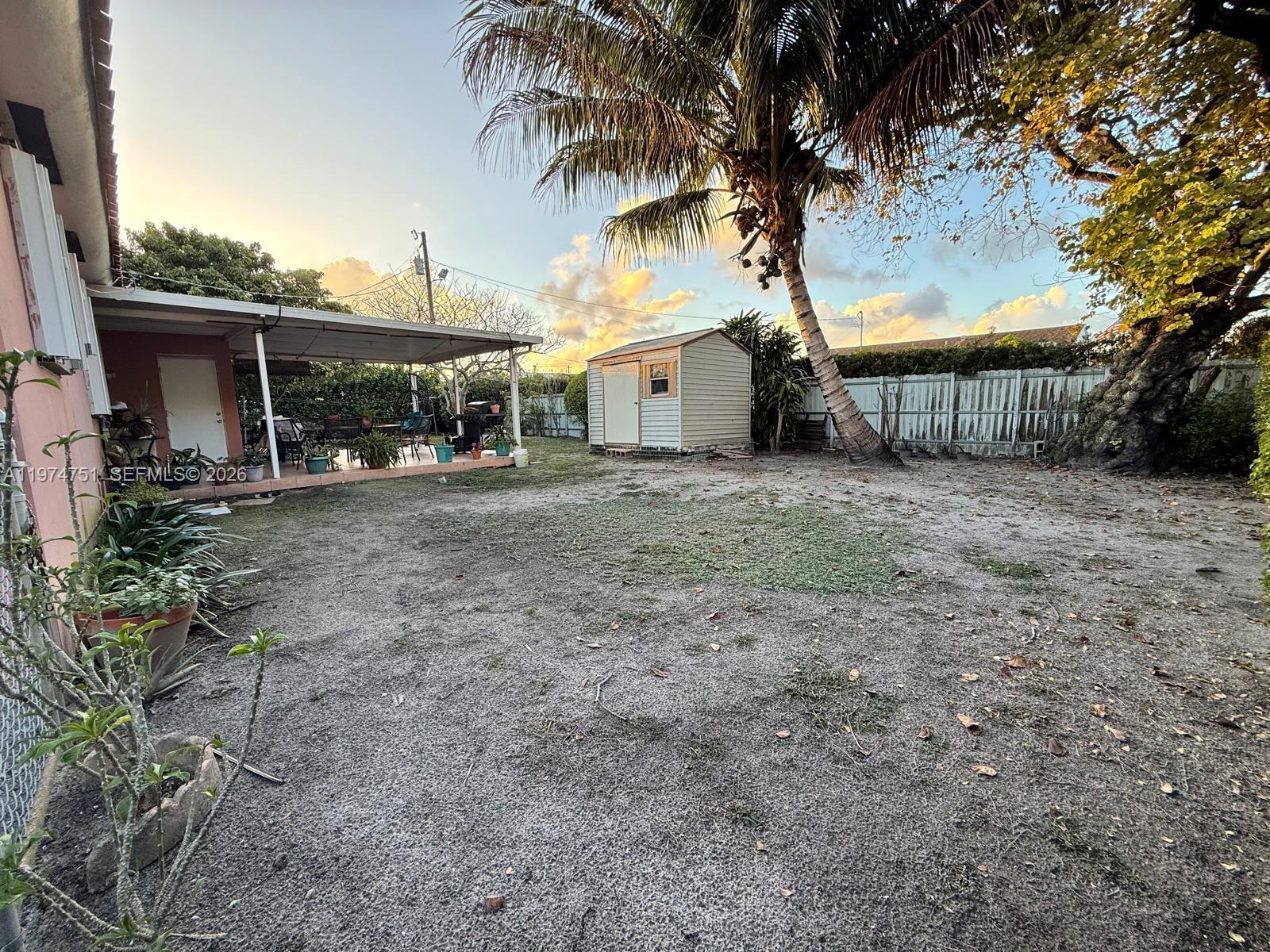 RICH HEIGHTS - Residential