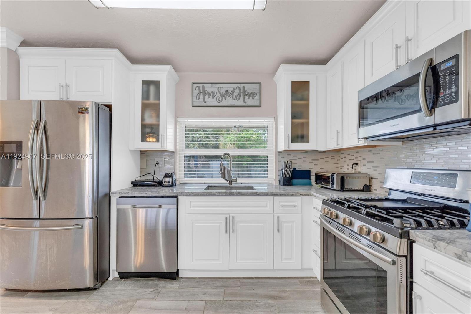 HONEY HILL ESTATES - Residential