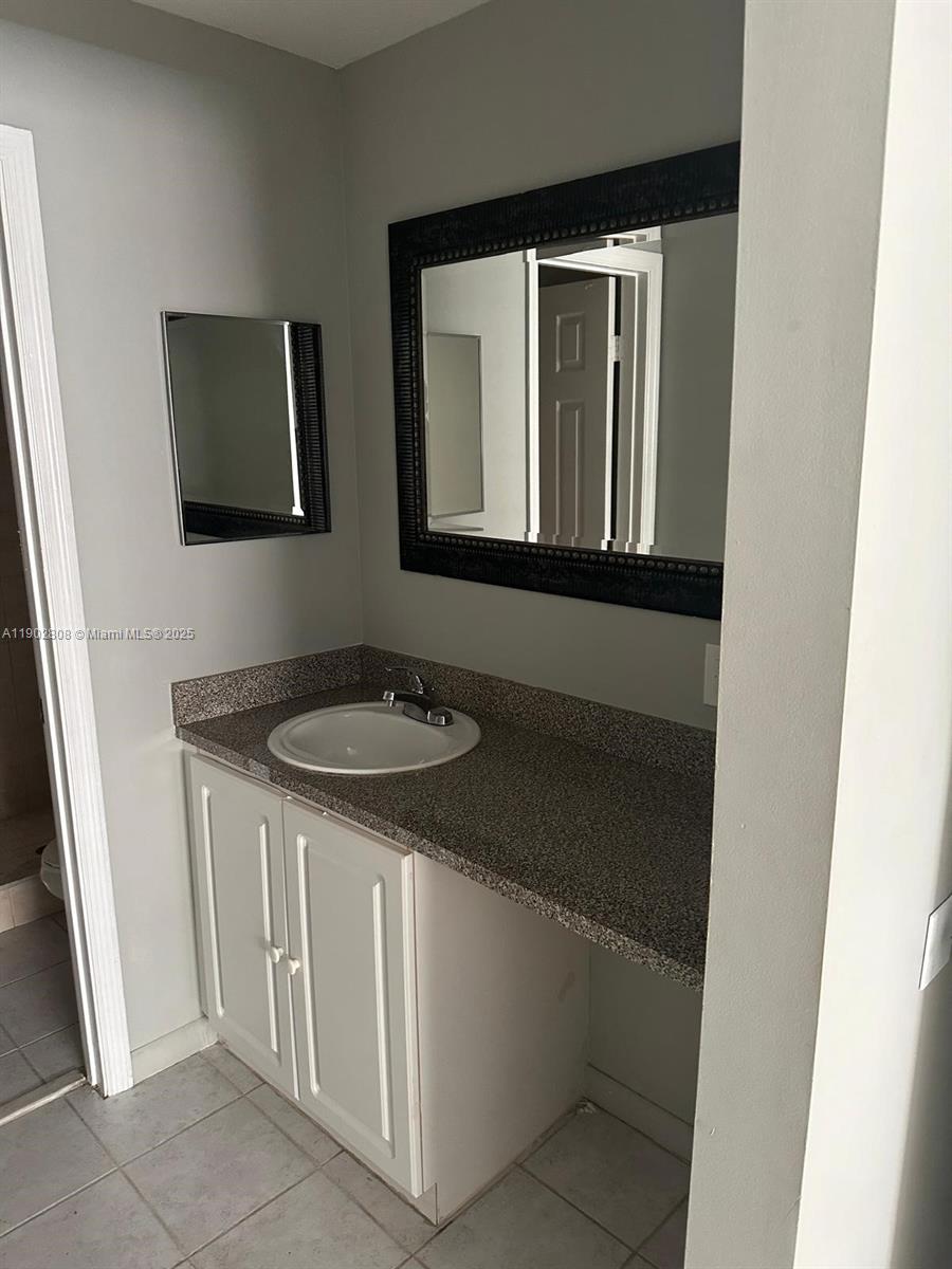 STONEBRIDGE GARDENS SECTI - Residential Lease