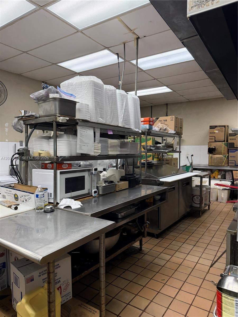 7462 ROYAL PALM BLVD