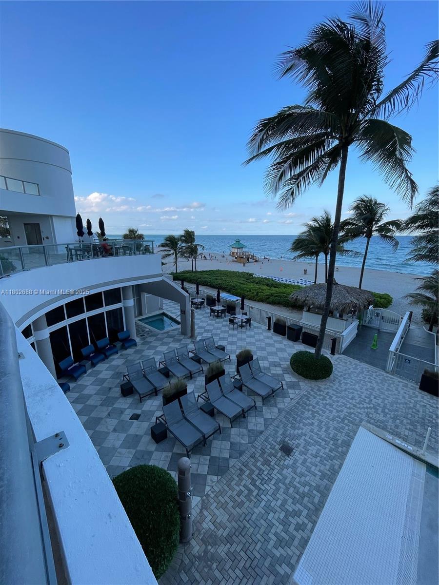 OCEAN POINT BEACH CLUB CO - Residential Lease