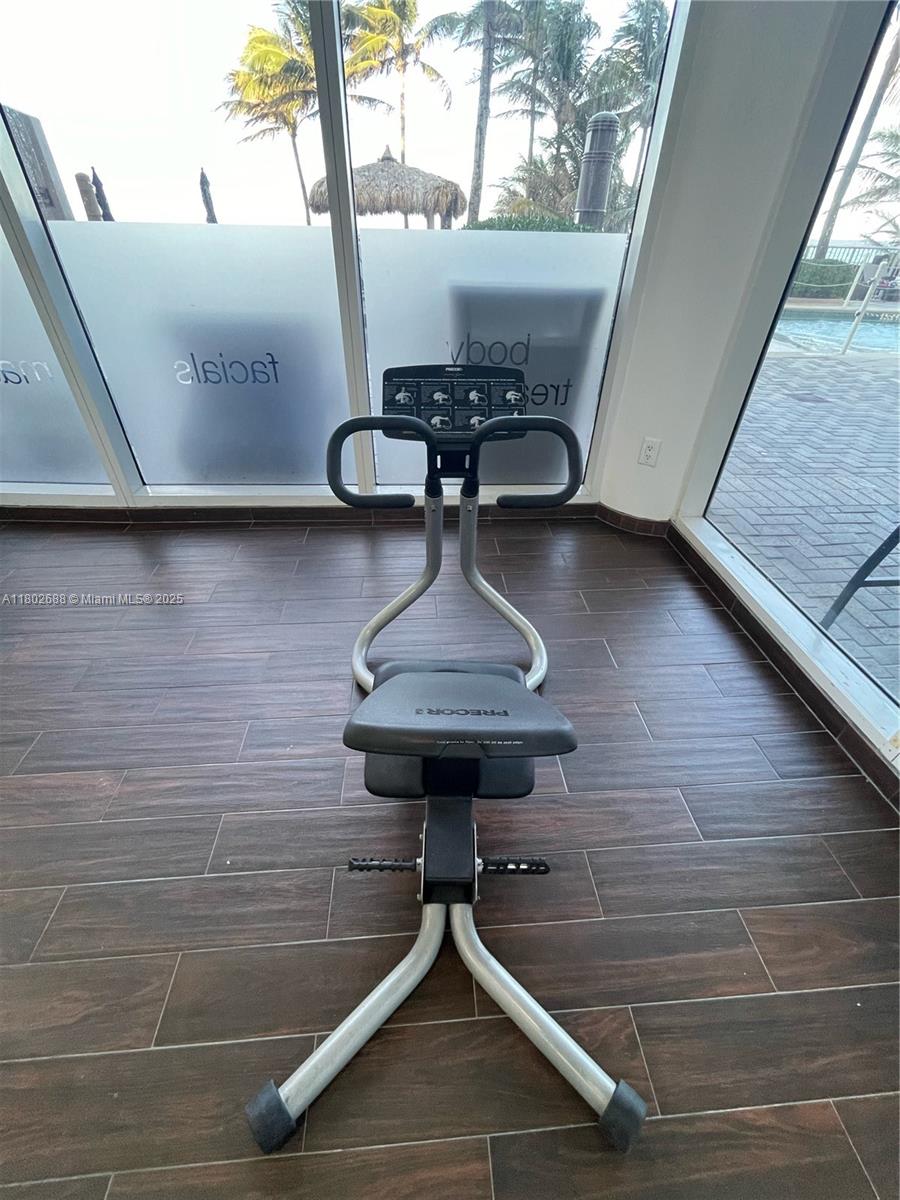 OCEAN POINT BEACH CLUB CO - Residential Lease