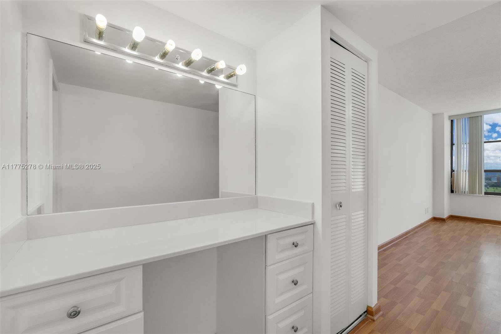 OLYMPUS CONDO PHASE - Residential