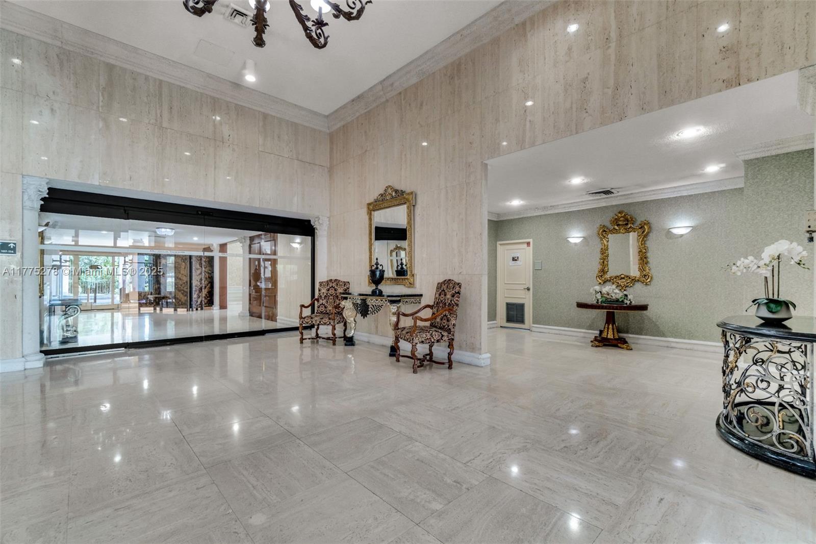 OLYMPUS CONDO PHASE - Residential