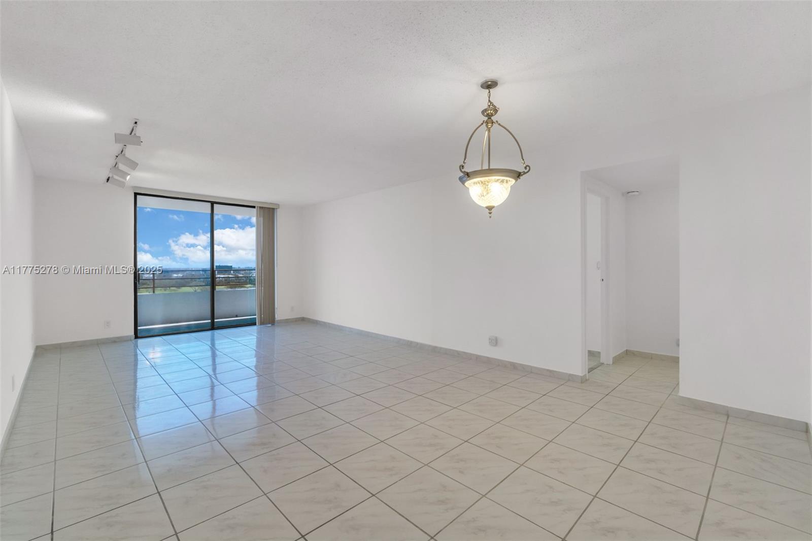 OLYMPUS CONDO PHASE - Residential