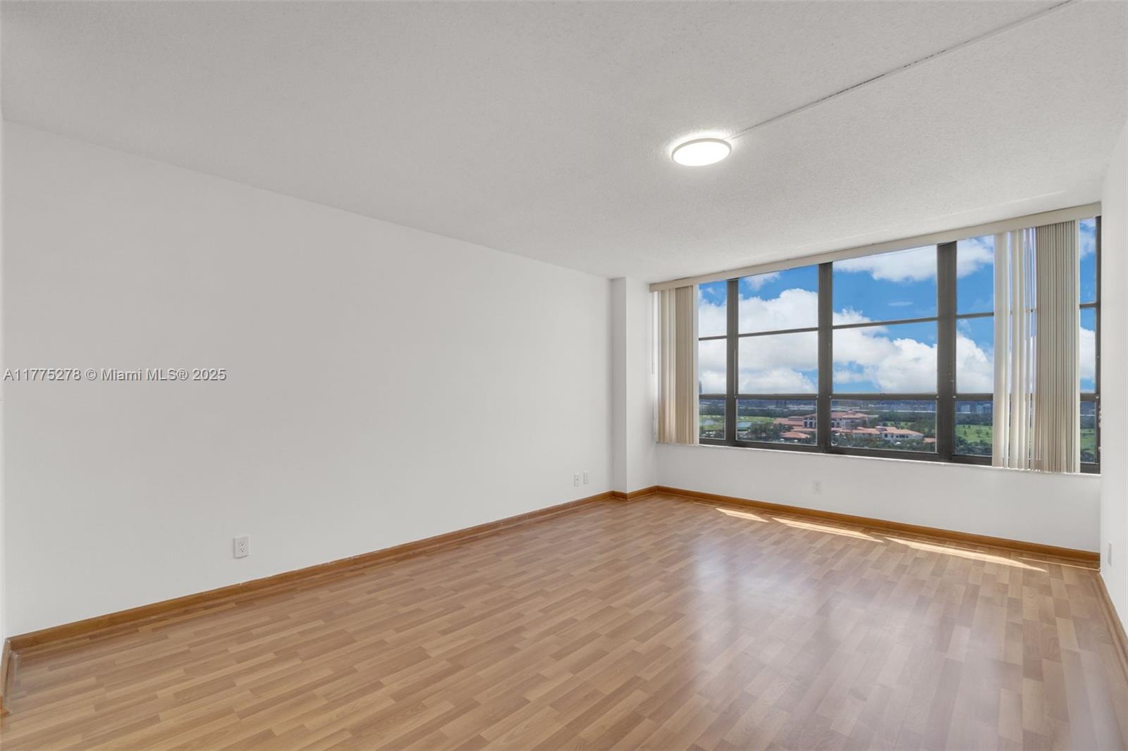 OLYMPUS CONDO PHASE - Residential