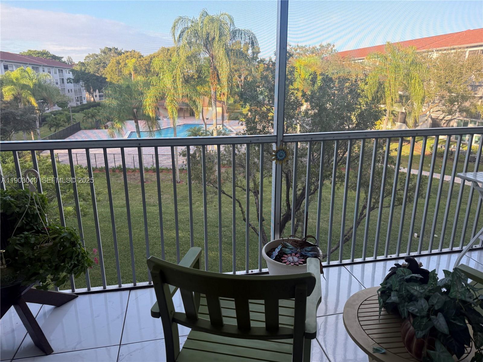 CAMBRIDGE AT CENTURY VILL - Residential