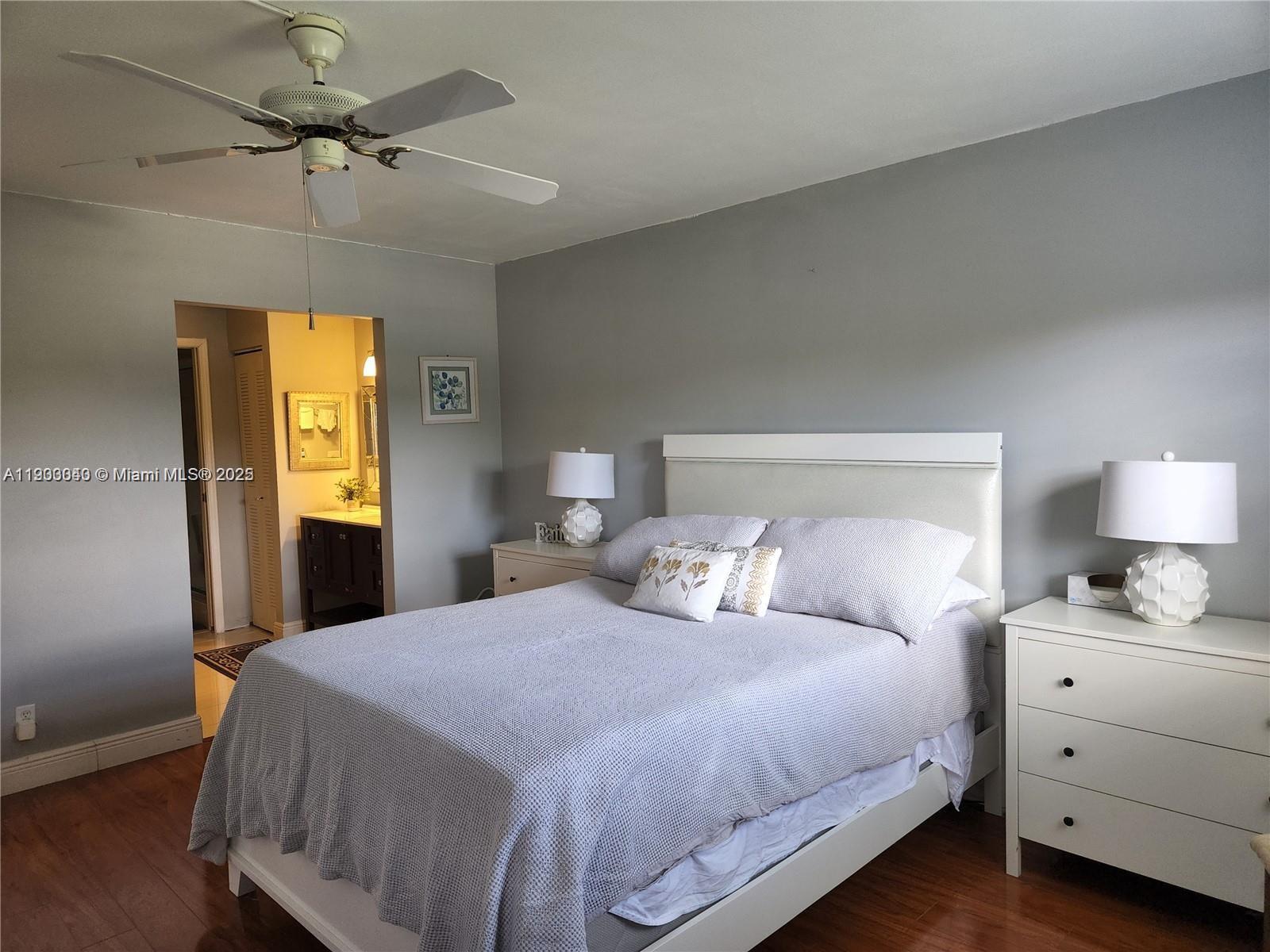 CAMBRIDGE AT CENTURY VILL - Residential