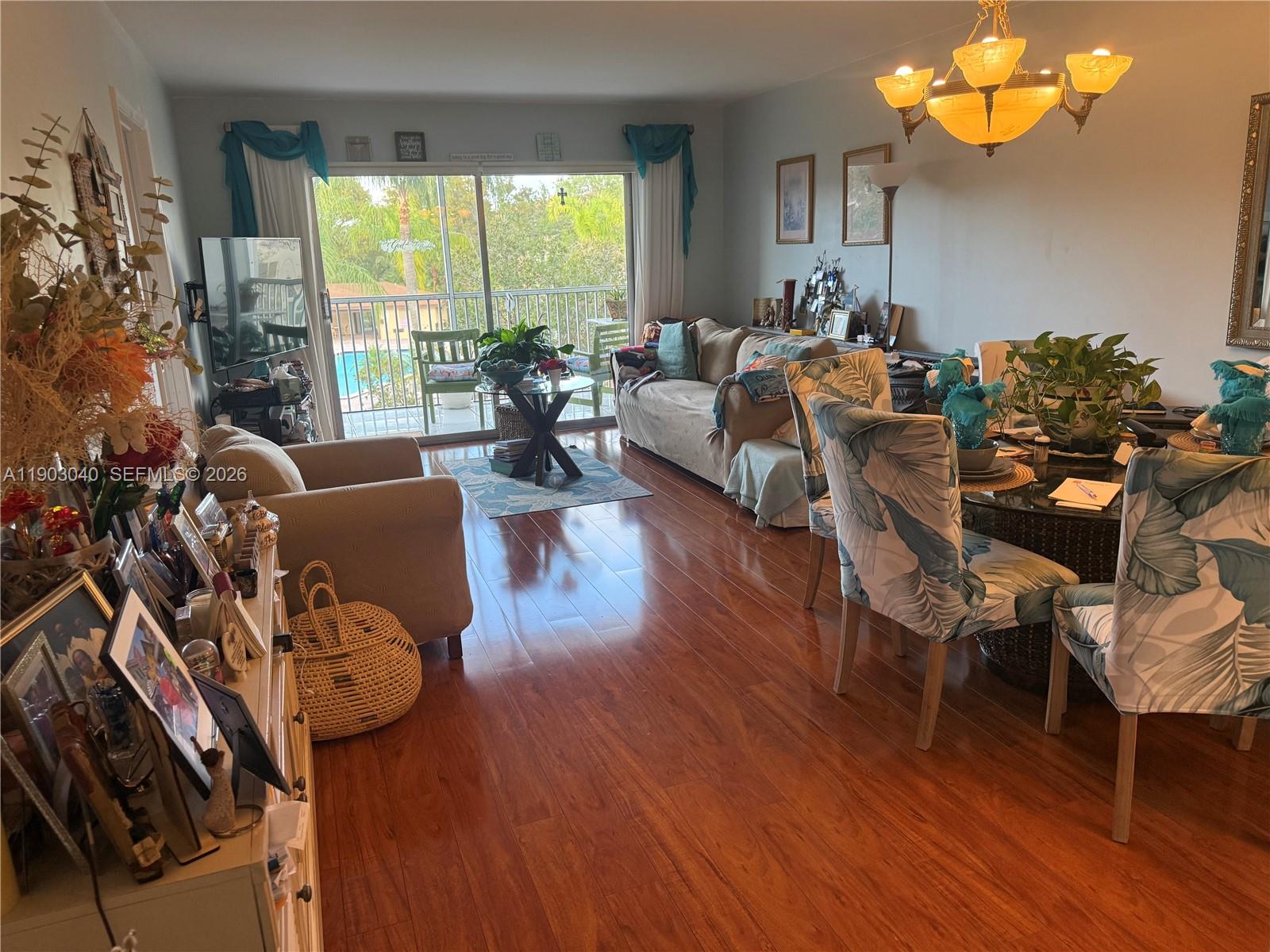 CAMBRIDGE AT CENTURY VILL - Residential