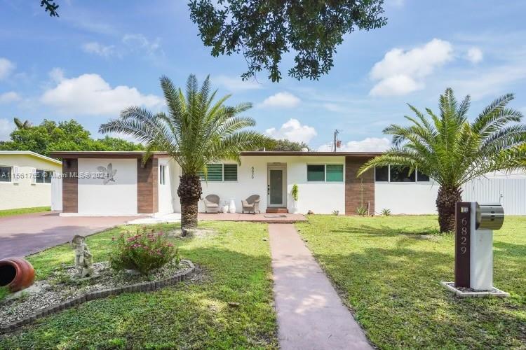 6829 Nw 14th Ct, Plantation, Miami-Dade County, Florida - 4 Bedrooms  
2 Bathrooms - 