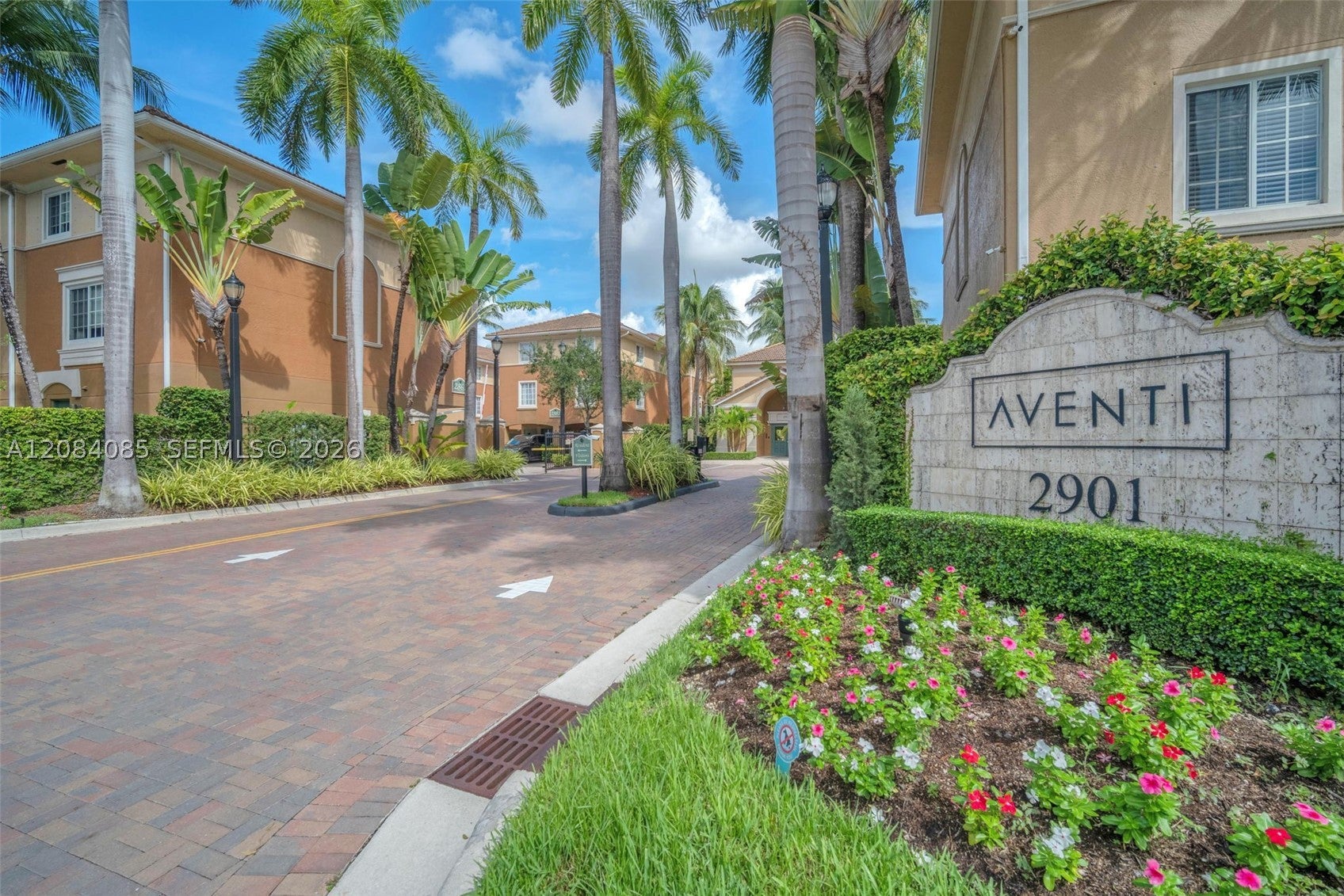 2931 NE 185th St 1101, Aventura FL 33180
