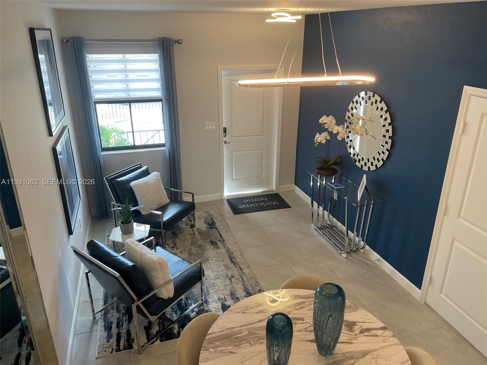 PINE VISTA - Residential