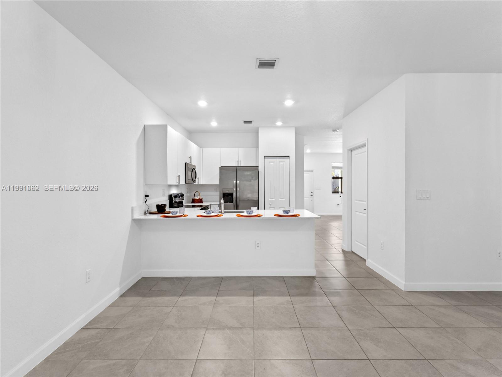PINE VISTA - Residential