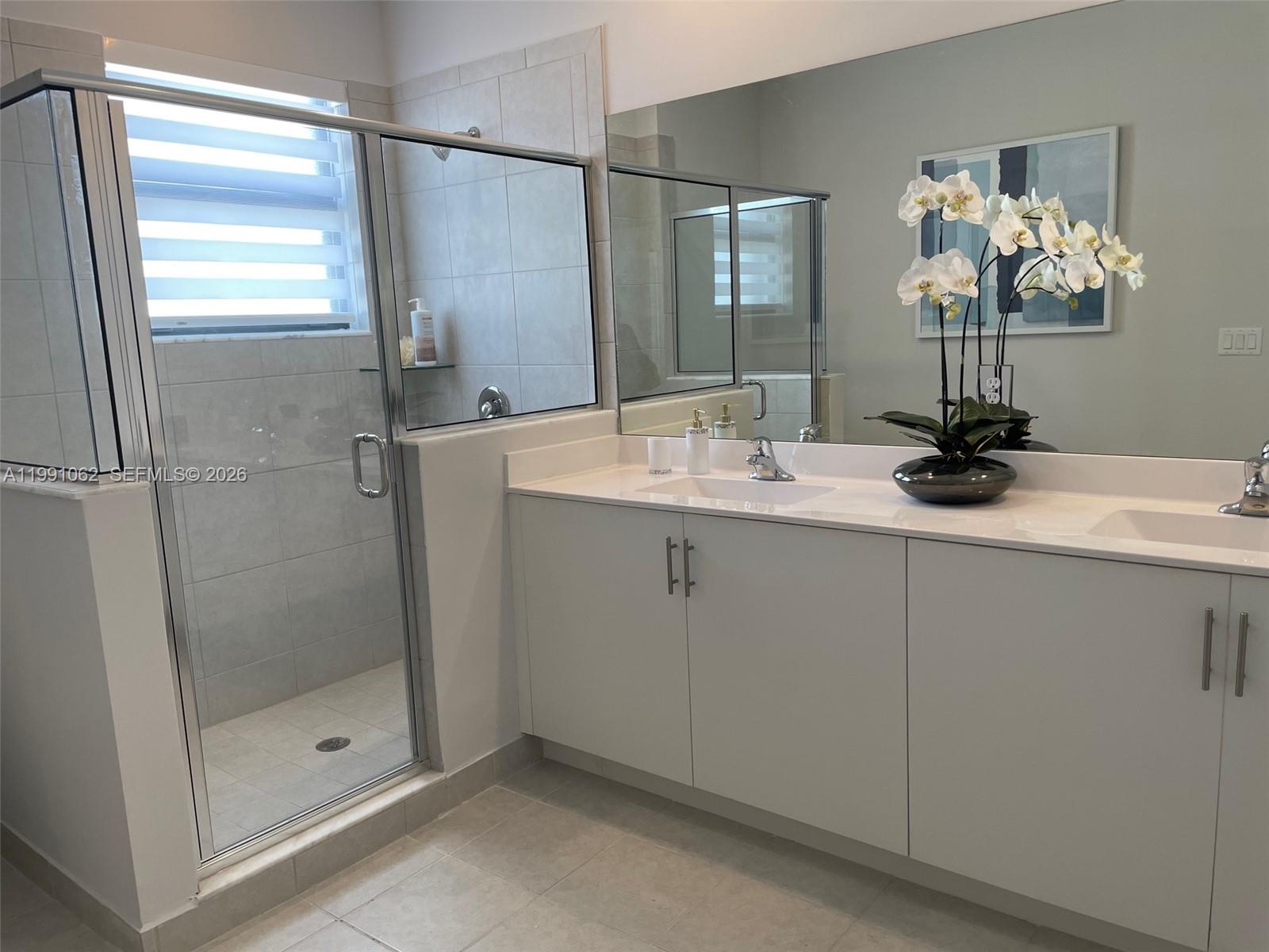 PINE VISTA - Residential