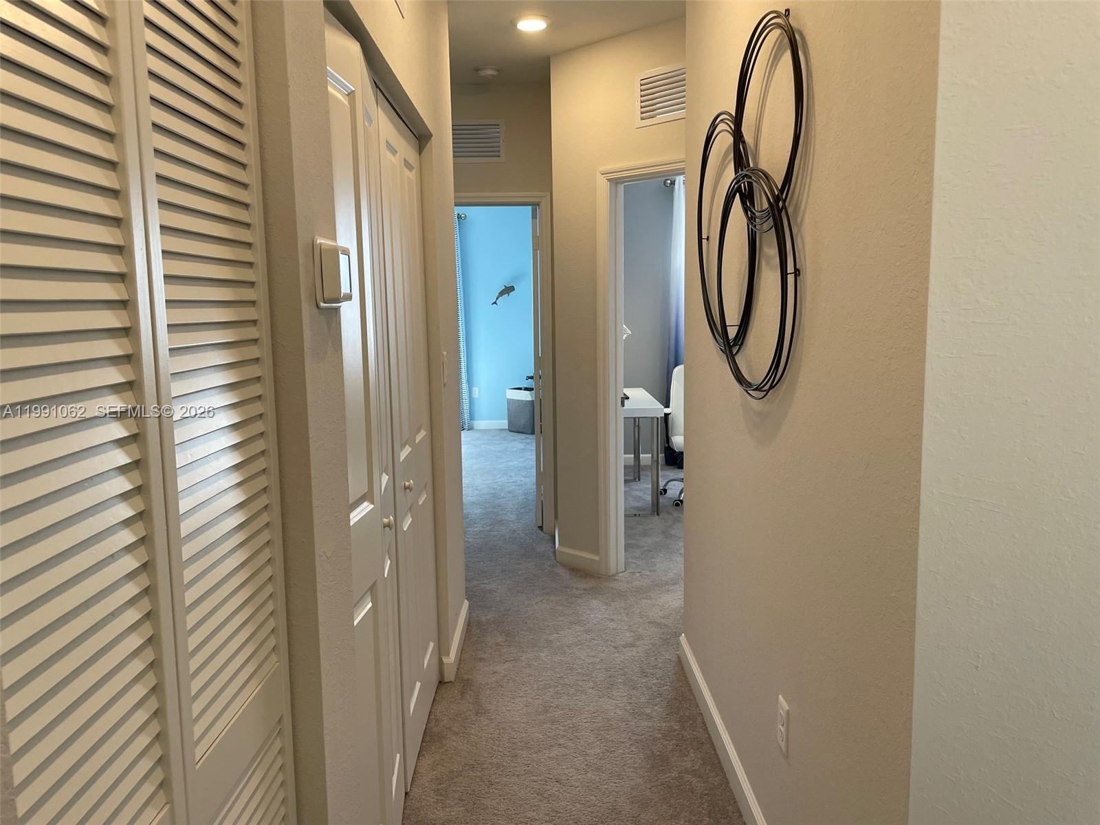 PINE VISTA - Residential