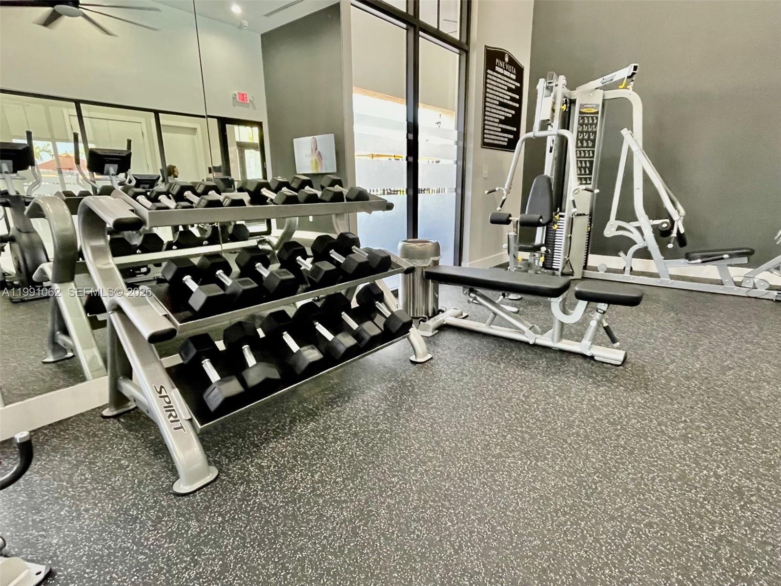 PINE VISTA - Residential