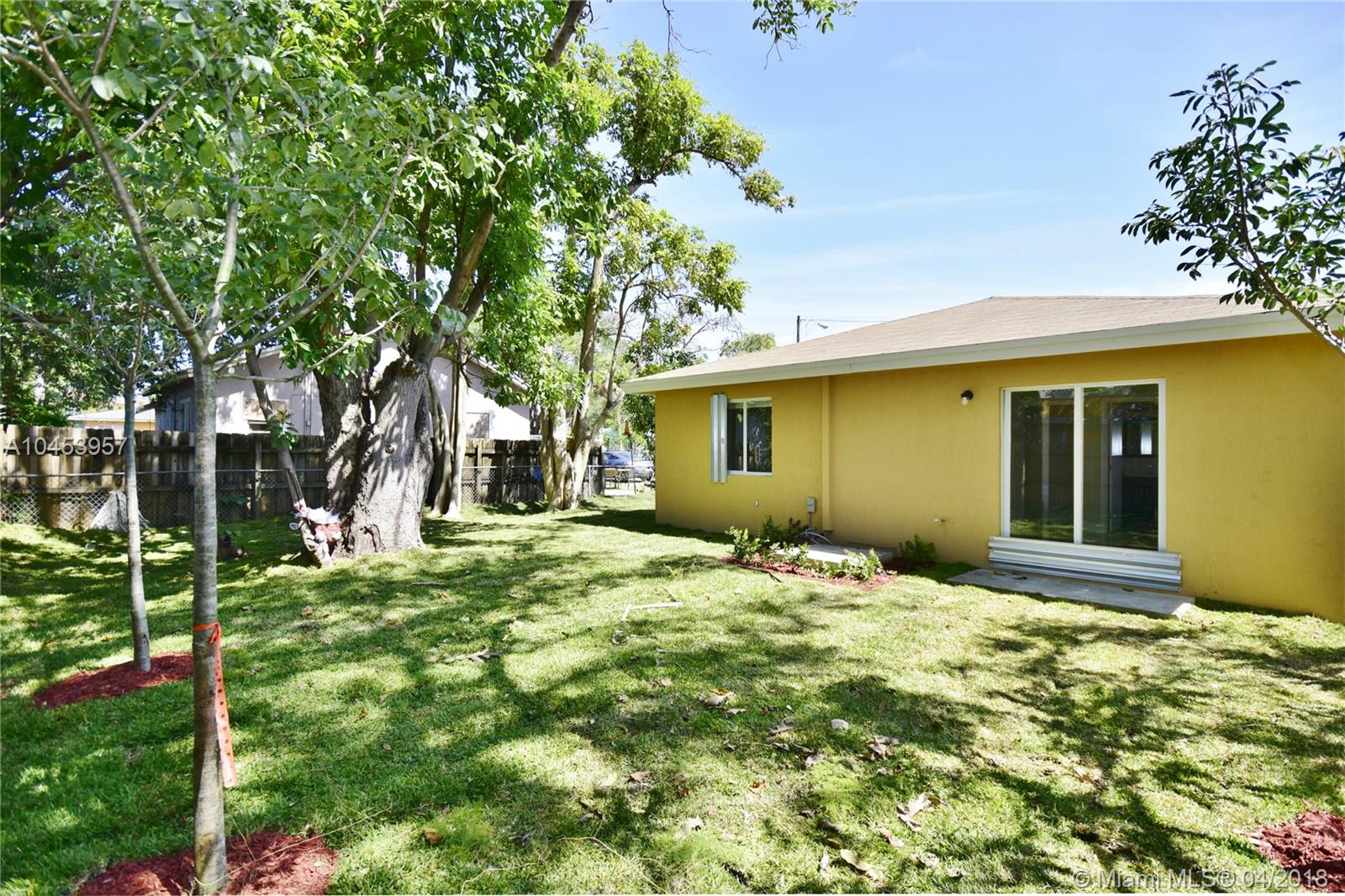 PINE HIGHLANDS - Residential