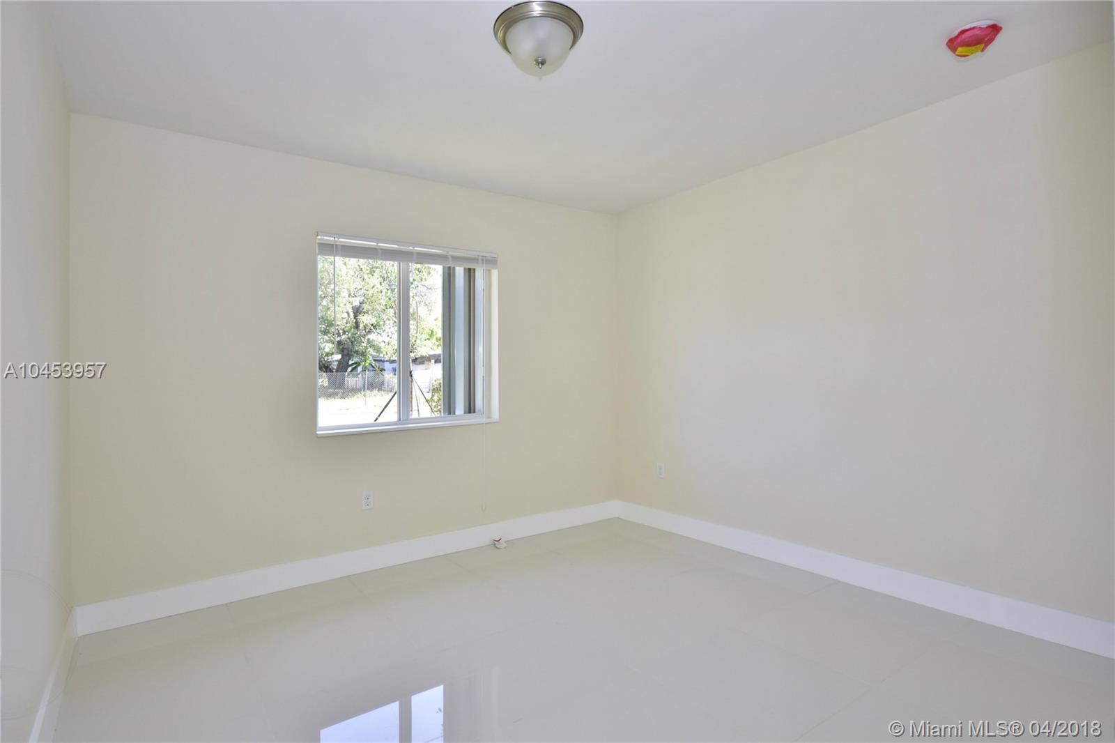 PINE HIGHLANDS - Residential