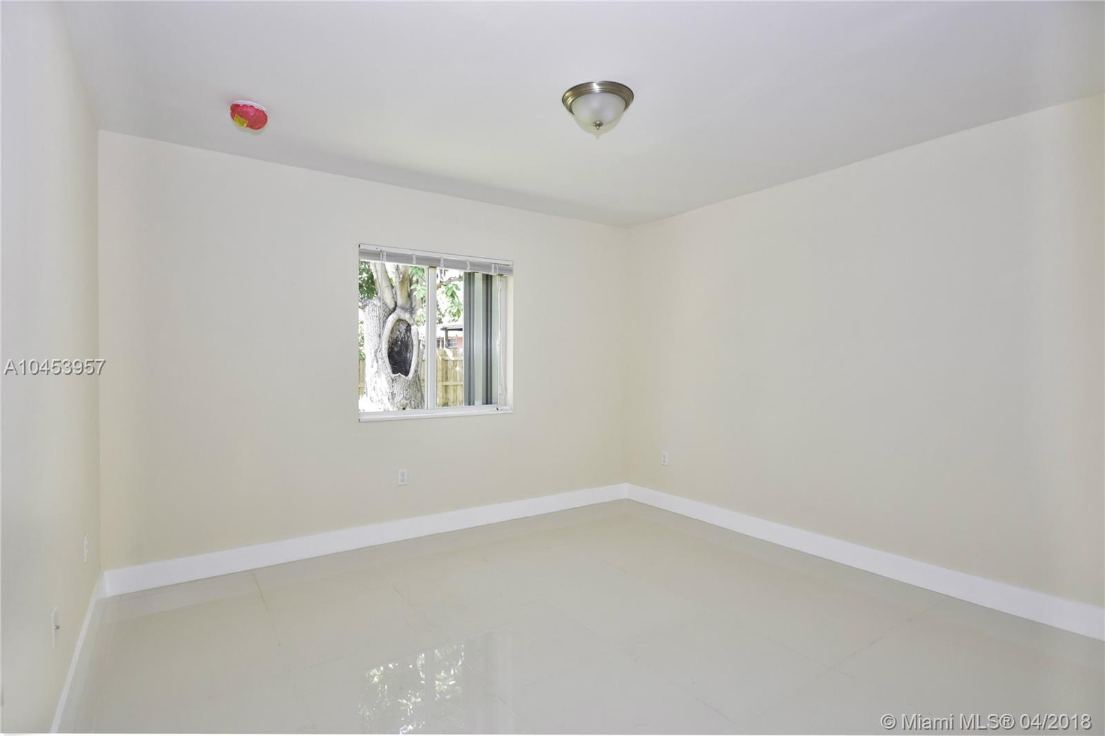 PINE HIGHLANDS - Residential