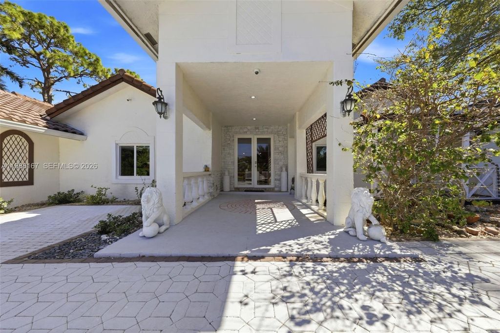 Photo of 6344 NW 74th Ter, Parkland, FL 33067 (MLS # A11986167)
