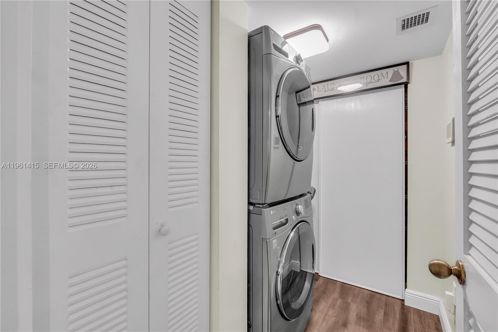 DEVON CONDOMINIUM G - Residential