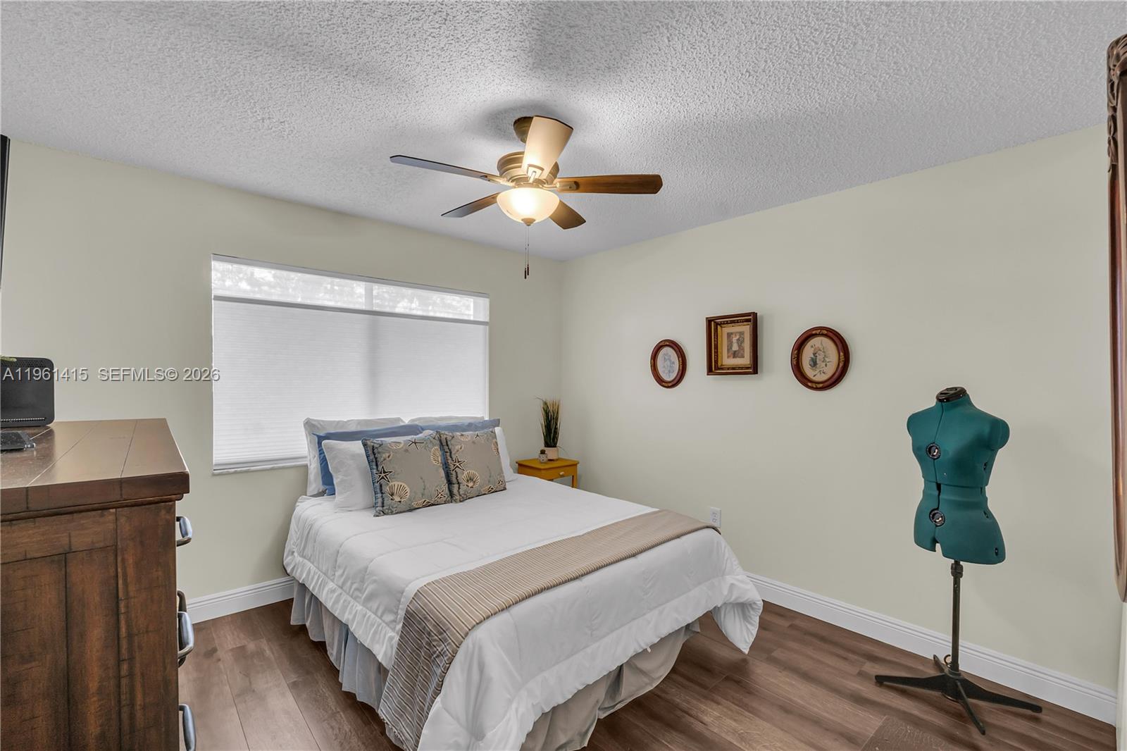 DEVON CONDOMINIUM G - Residential