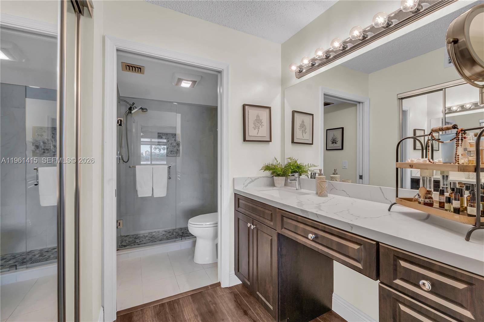 DEVON CONDOMINIUM G - Residential