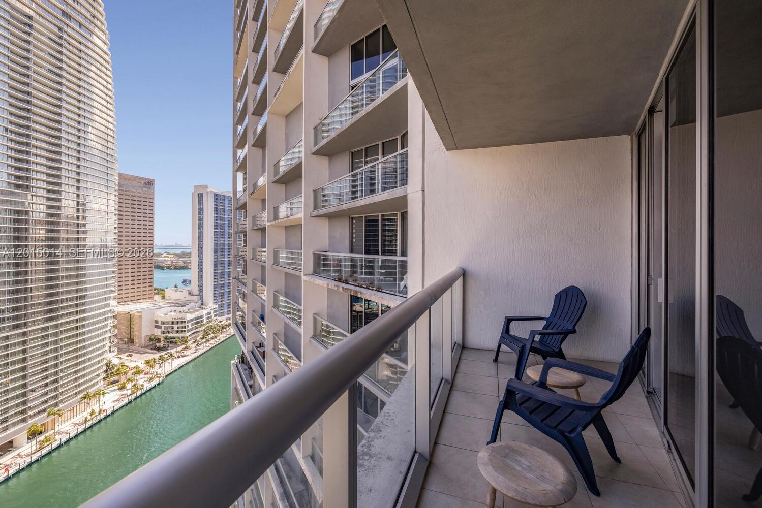 ICONBRICKELL CONDO NO 1 - Residential Lease