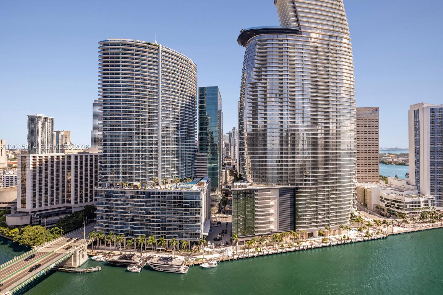 ICONBRICKELL CONDO NO 1 - Residential Lease