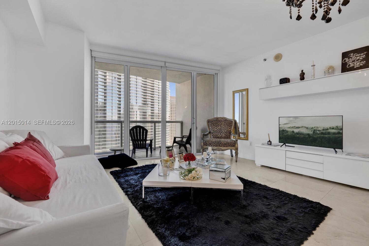 ICONBRICKELL CONDO NO 1 - Residential Lease
