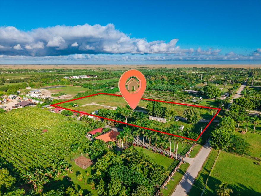 4.8-acre vacant lot in the Redlands! Zoned agricultural, offering endless possibilities. The property includes well water, electricity, and is fully fenced.