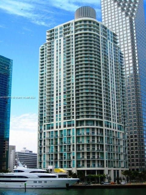 300 S Biscayne Blvd T-2709 Miami FL 33131