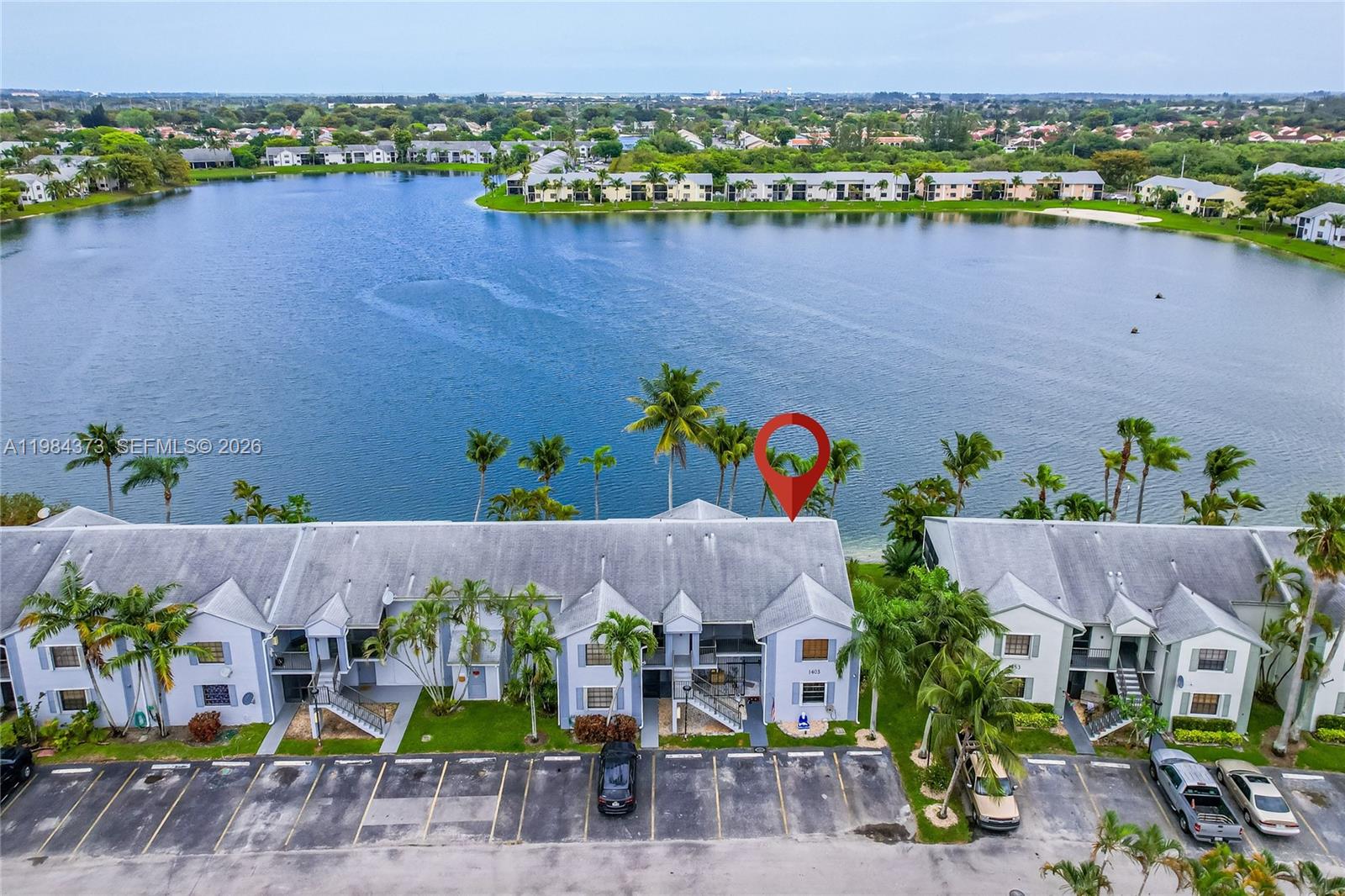 LAKESHORE CONDO #5 - Residential