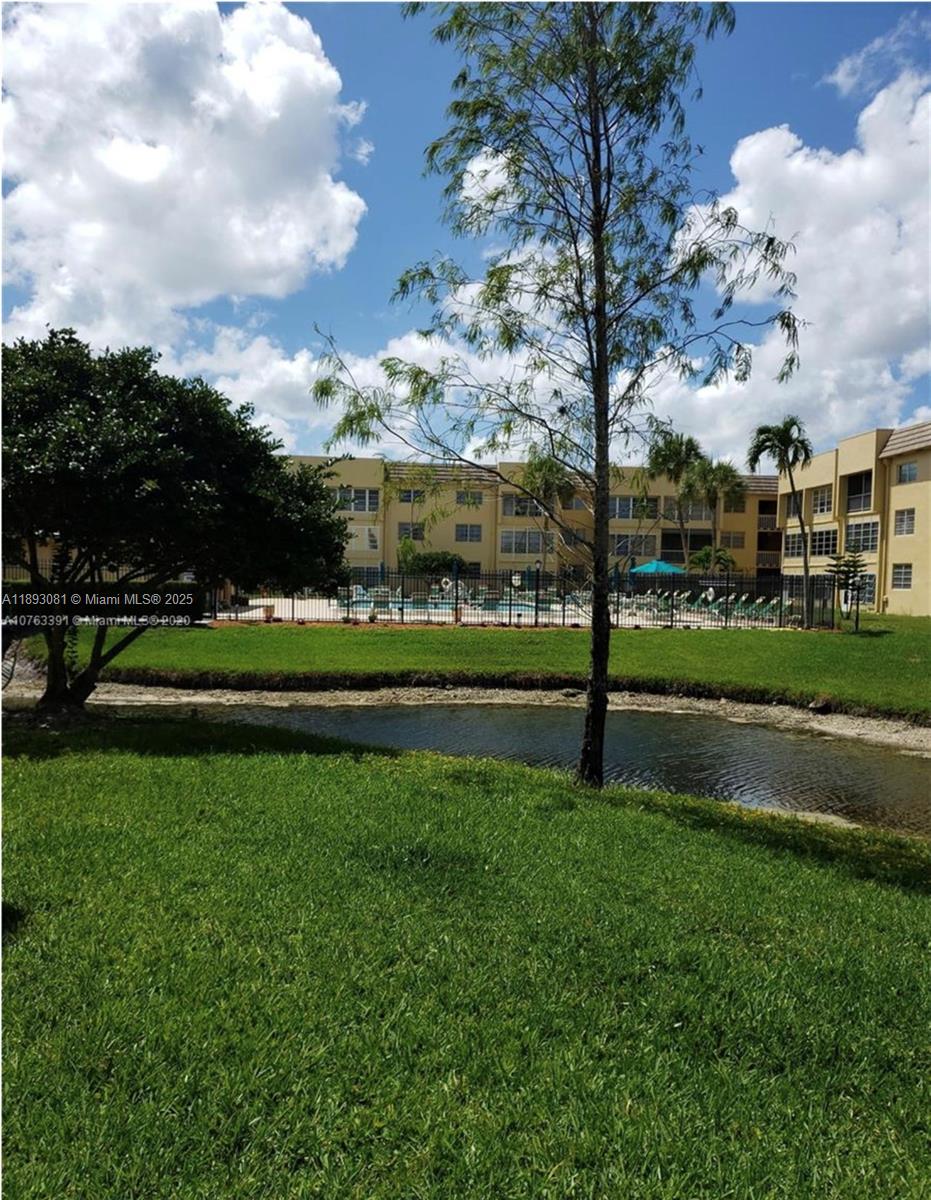 BERMUDA CLUB FOUR CONDO - Residential