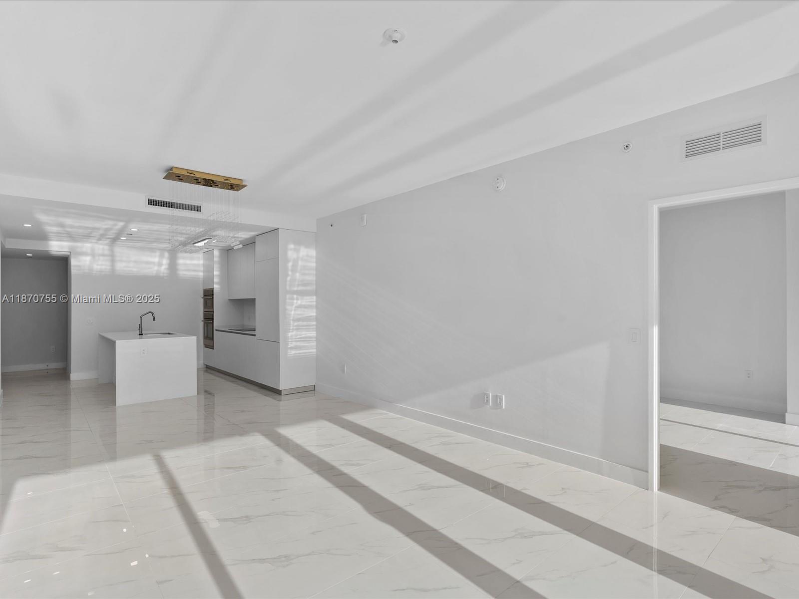 700 NE 24th St 503